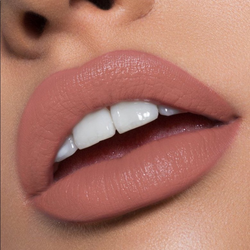 Kylie cosmetics lipstick
